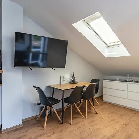 Stylish 2 Room Maisonette Hannover - Contactless Check-In Exterior foto